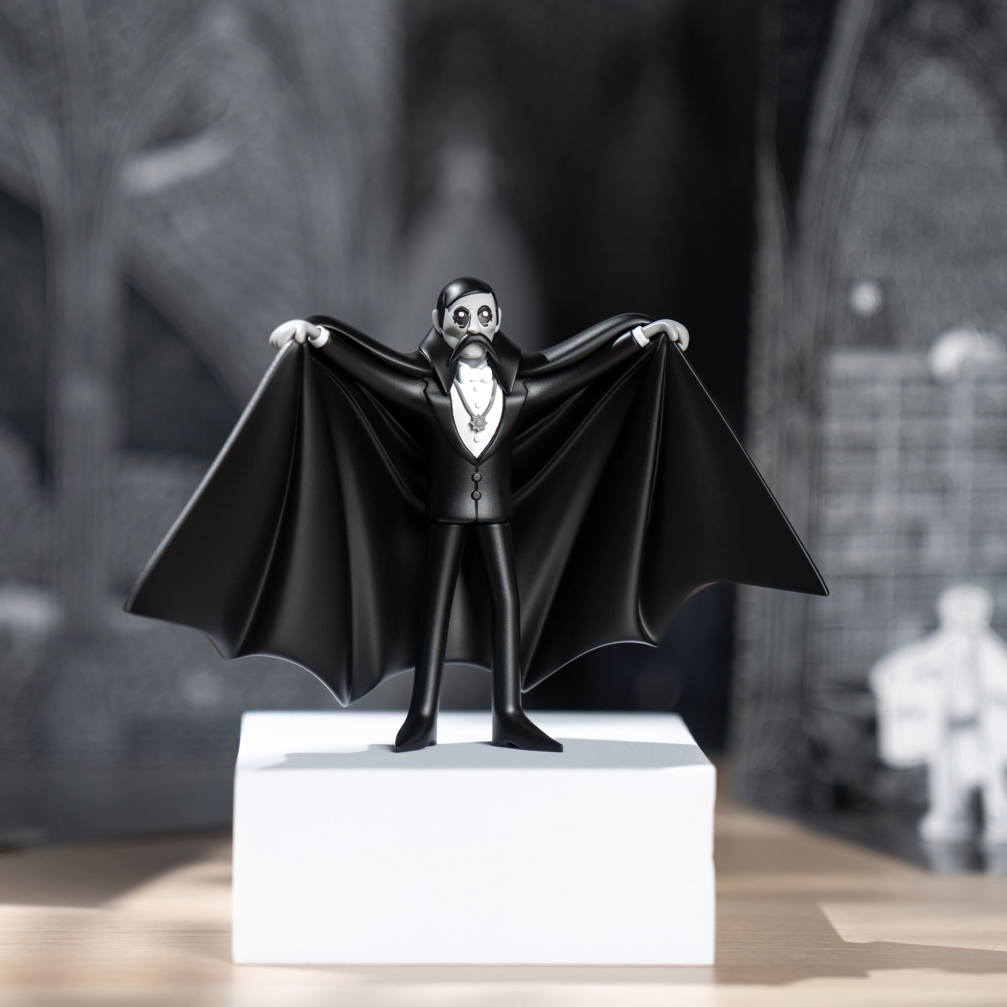 vampetitDoctor Who Foil　2個 Dracula, Edward Gorey Collaboration – Collectable Cities